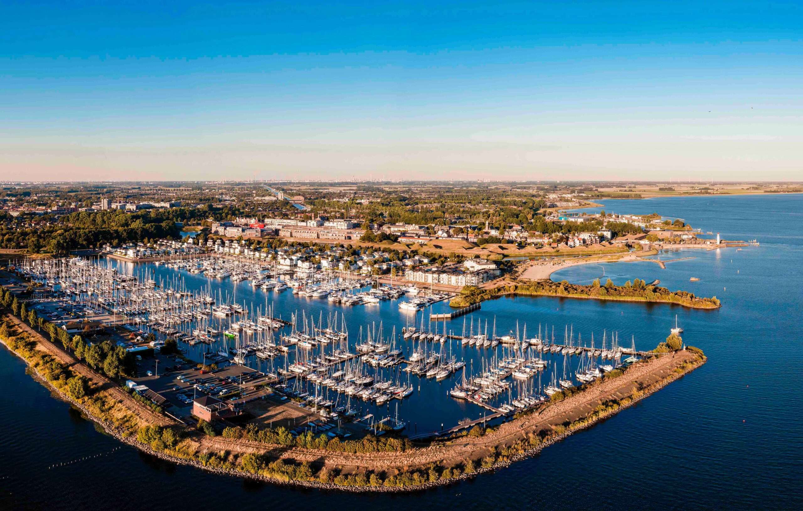 Port Adhoc Marina Cape Helius Hellevoetsluis website_