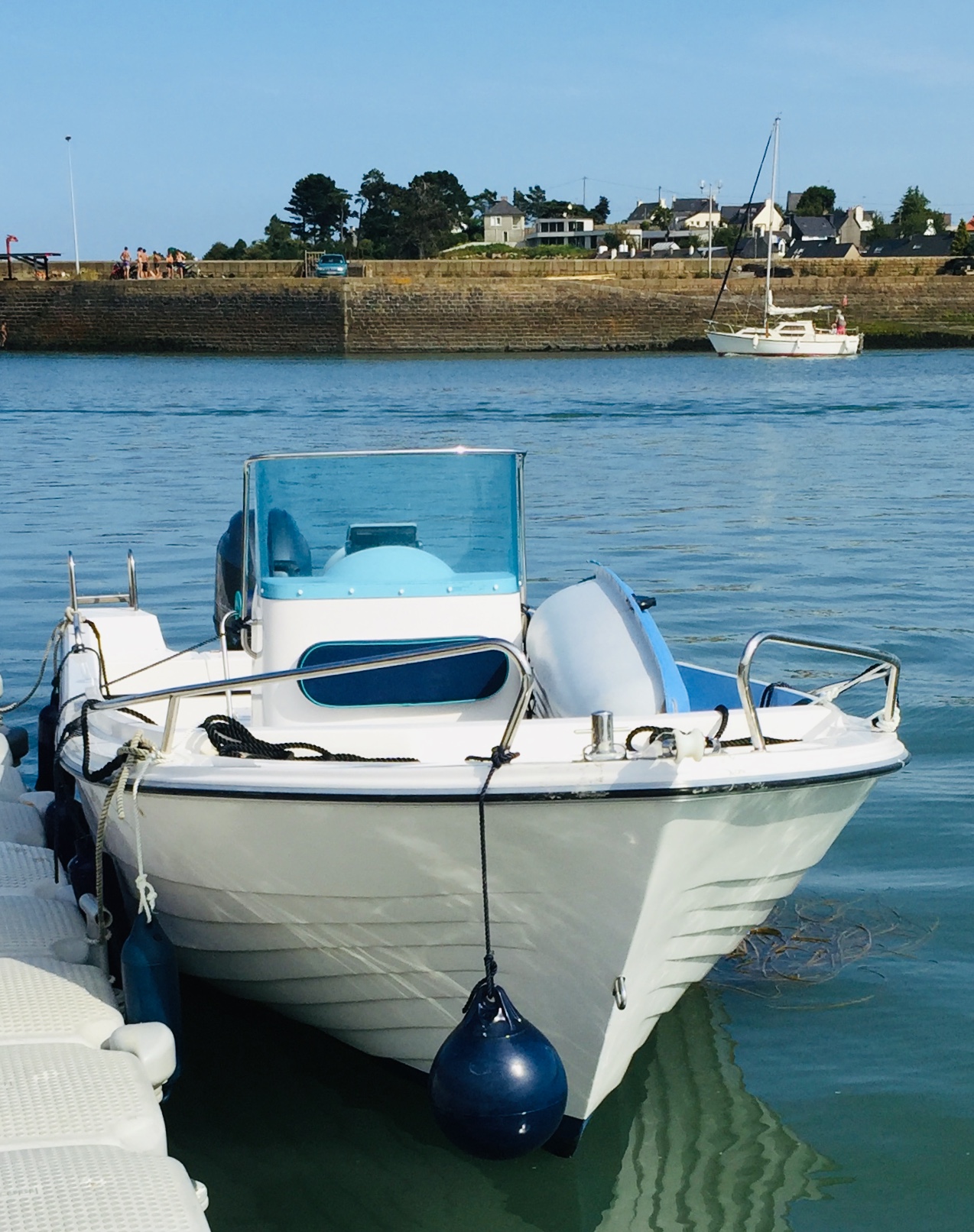 Kyrios moored on the floating pontoon at Port Adhoc Paimpol